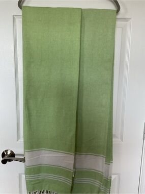Lane Linen Light Green Striped Linen Towels Set of 2 New